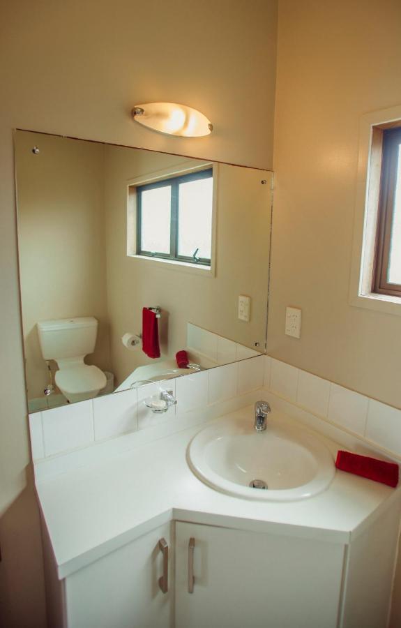 Nikao Beach Bungalows ราโรทองกา ภายนอก รูปภาพ